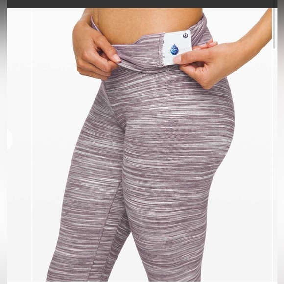 Lululemon Align Crop *21"
Mini Space Dye Herringbone Jacquard pants | size 4 - Picture 8 of 9